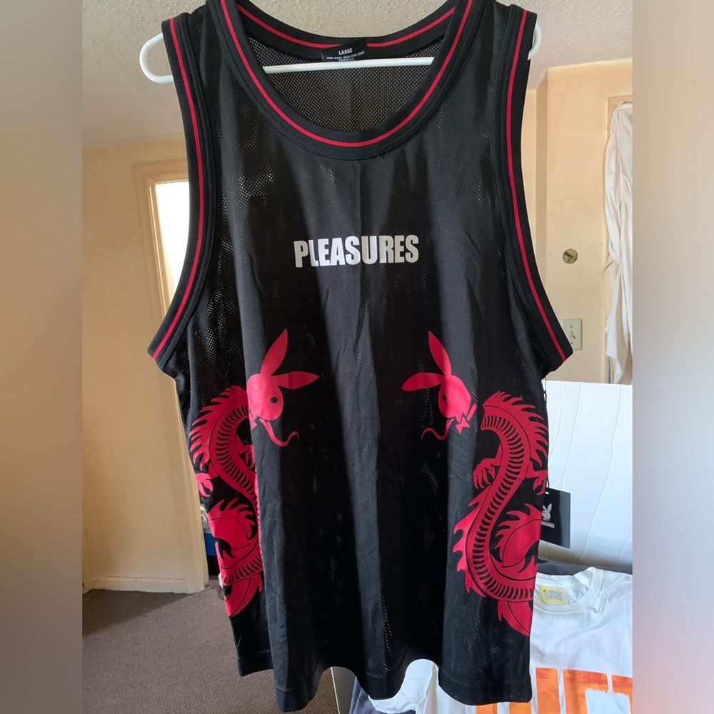 Pleasures x Playboy TAILS BASKETBALL JERSEY / PSP21408 Blk/Red Size Large SAMPLE